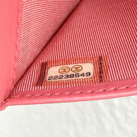 Chanel Quilted Card Holder - Picture 5 of 6